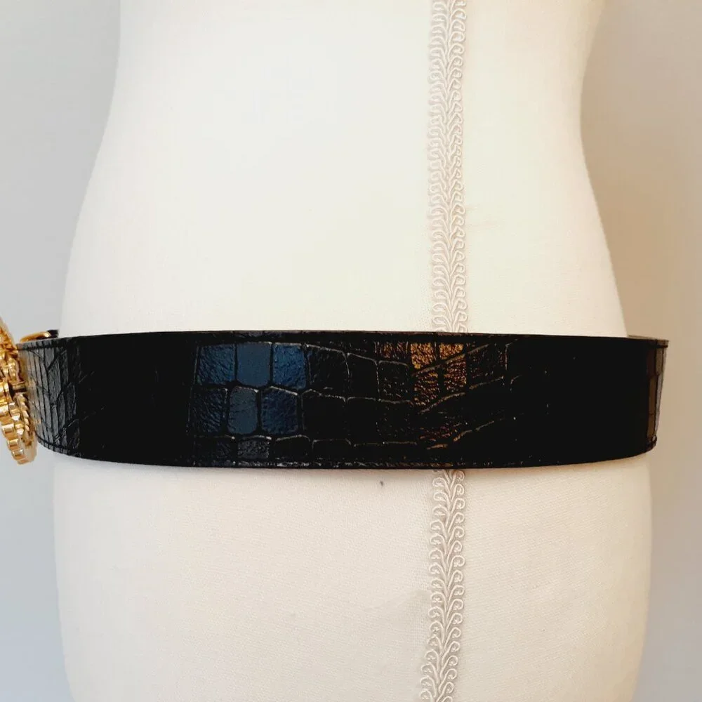 Donald J Pliner Piece Sign Belt